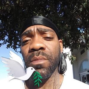 Meet your Posher, Tye